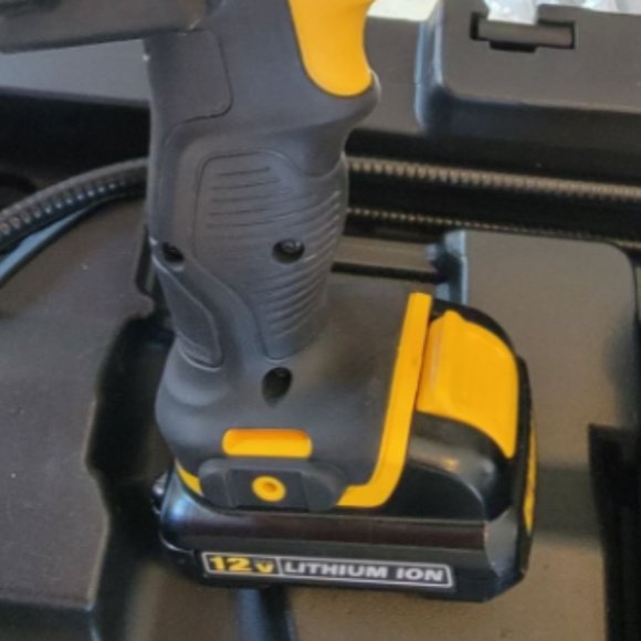 DeWALT Inspection Scope with Extra 9mm s LIKE NEW - Picture 5 of 7